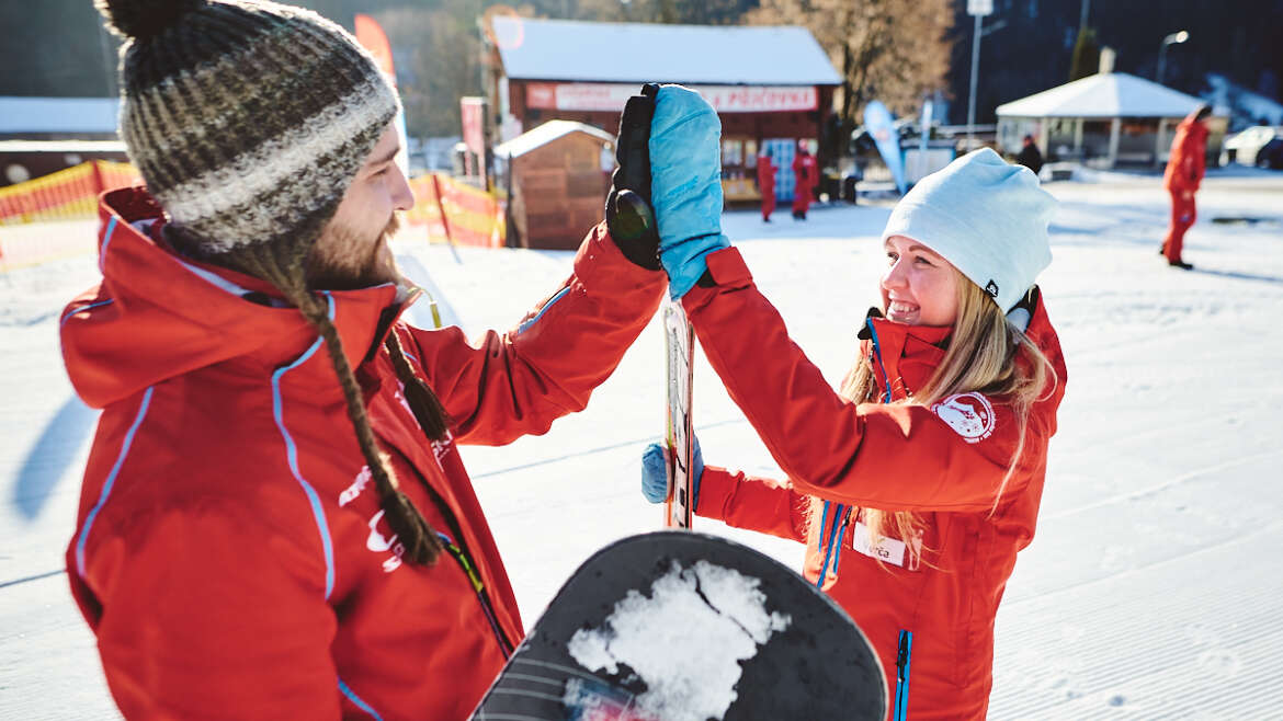 HLEDÁME INSTRUKTORY LYŽOVÁNÍ A SNOWBOARDINGU